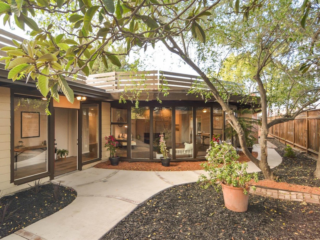 Modesto Rehab, Flip 1