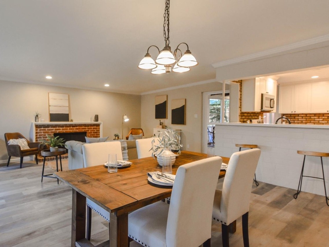 Modesto Rehab, Flip 1