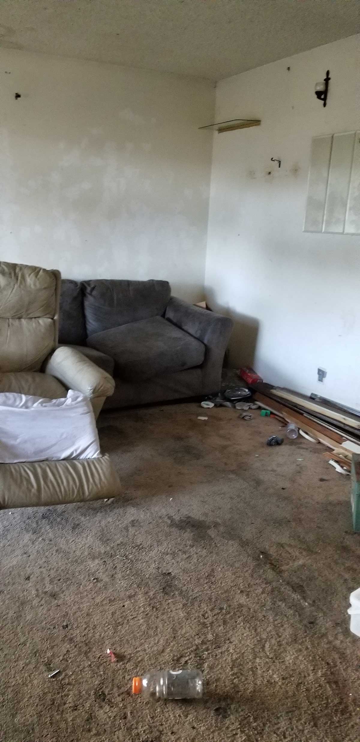 Tracy Rehab, Flip 3