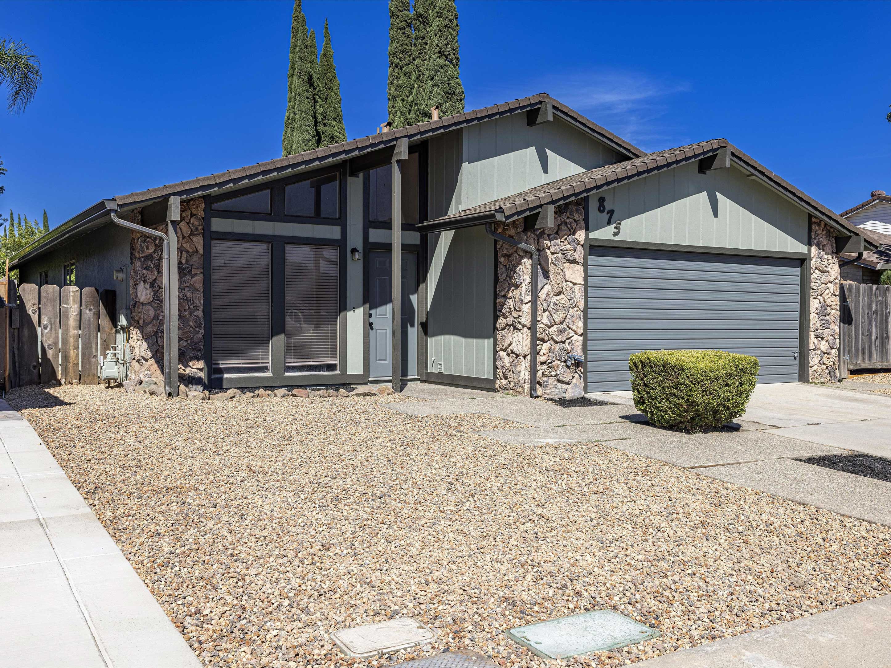 Manteca Rehab, Flip 1